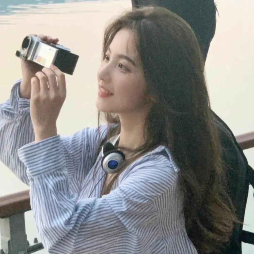 摊牌了,我的四个哥哥是超级大佬